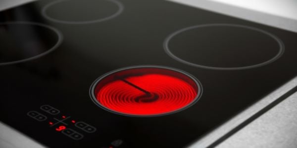 MRA_Jun-Blog2_600_Electric-Cooktop image